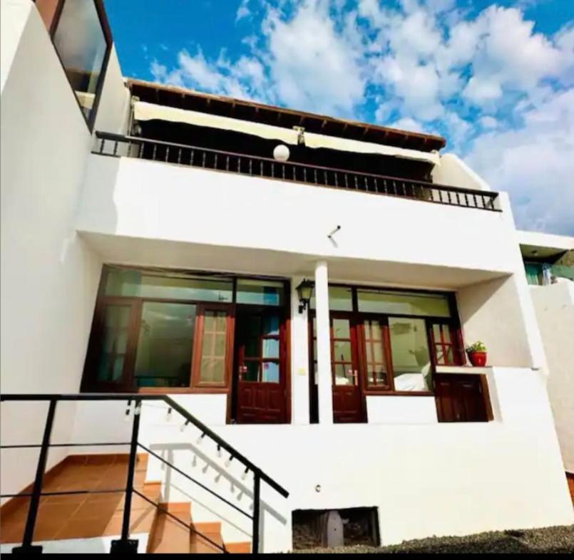 Villa Buendia ปูแอร์โตเดลคาร์เมน ภายนอก รูปภาพ